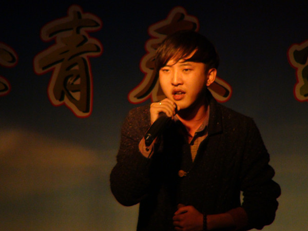 柳智译.jpg